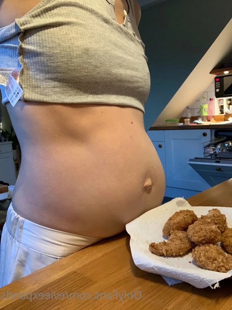 Evie [ evieexpands ] Onlyfans leaked photo 5750537 on Hotleaks.tv
