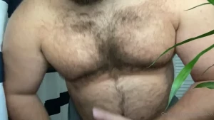 Big Fat Bear [ eyesup305 ] Onlyfans leaked video 5030150 on Hotleaks.tv