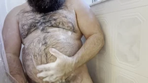 Big Fat Bear [ eyesup305 ] Onlyfans leaked video 5030975 on Hotleaks.tv