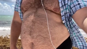Big Fat Bear [ eyesup305 ] Onlyfans leaked video 5031442 on Hotleaks.tv