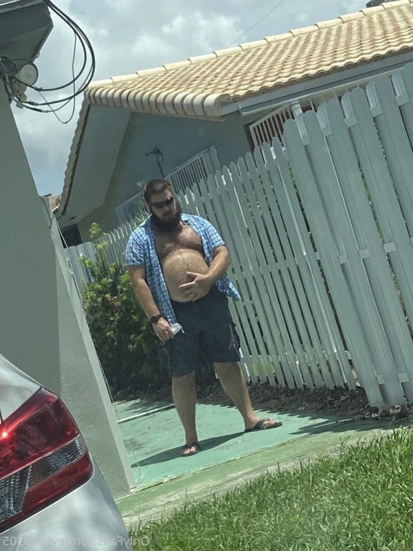 Big Fat Bear [ eyesup305 ] Onlyfans leaked photo 5088392 on Hotleaks.tv