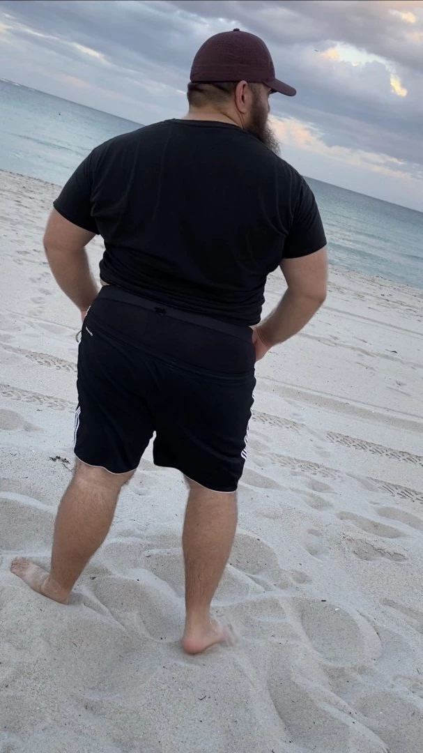 Big Fat Bear [ eyesup305 ] Onlyfans leaked photo 5094966 on Hotleaks.tv