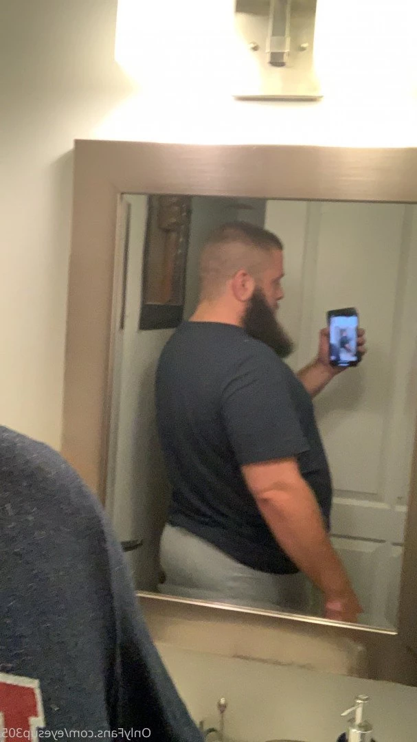 Big Fat Bear [ eyesup305 ] Onlyfans leaked photo 5098622 on Hotleaks.tv