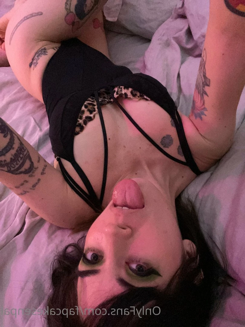 Fapcake Senpai [ fapcakesenpai ] Onlyfans leaked photo 5077358 on Hotleaks.tv