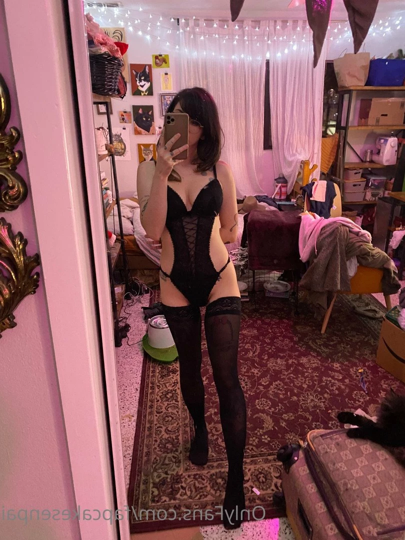 Fapcake Senpai [ fapcakesenpai ] Onlyfans leaked photo 5098434 on Hotleaks.tv