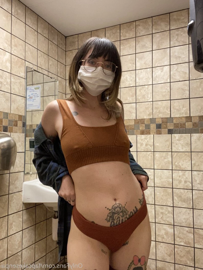 Fapcake Senpai [ fapcakesenpai ] Onlyfans leaked photo 5105173 on Hotleaks.tv