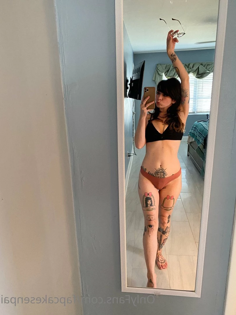 Fapcake Senpai [ fapcakesenpai ] Onlyfans leaked photo 5116319 on Hotleaks.tv
