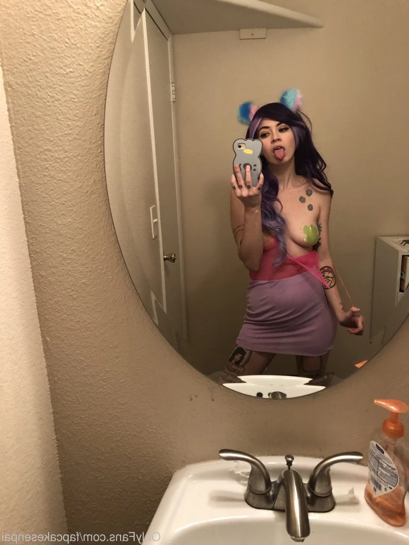 Fapcake Senpai [ fapcakesenpai ] Onlyfans leaked photo 5127637 on Hotleaks.tv