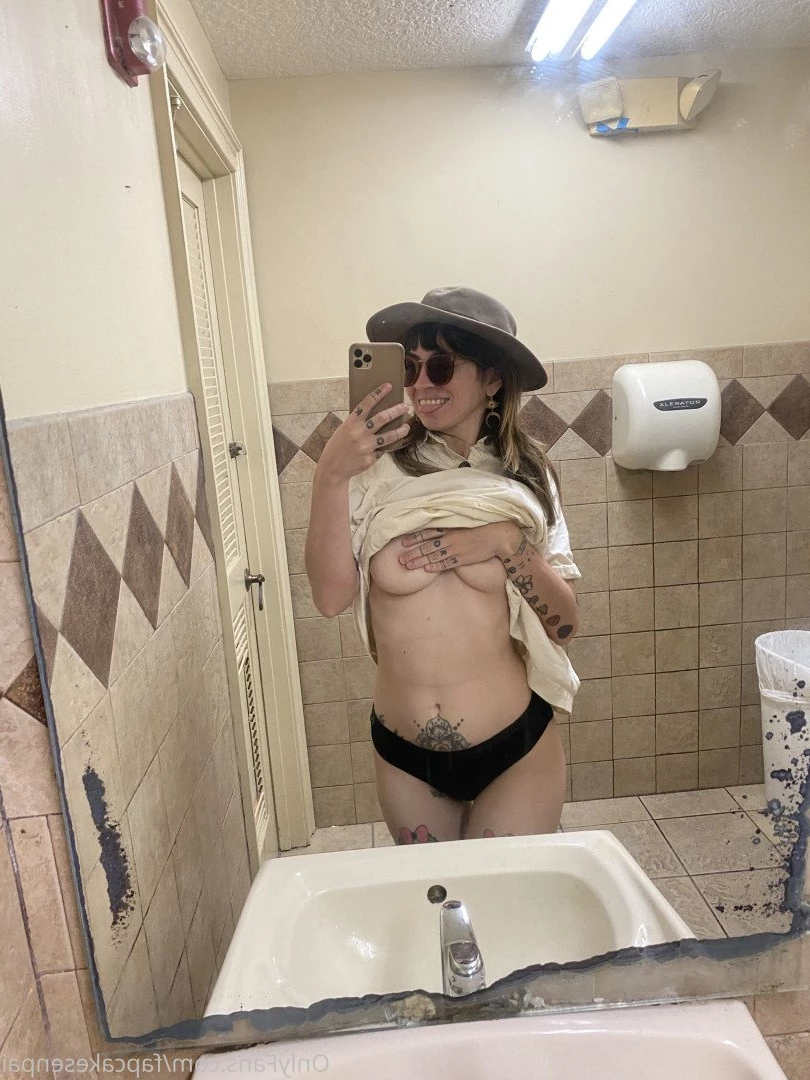 Fapcake Senpai [ fapcakesenpai ] Onlyfans leaked photo 5129438 on Hotleaks.tv