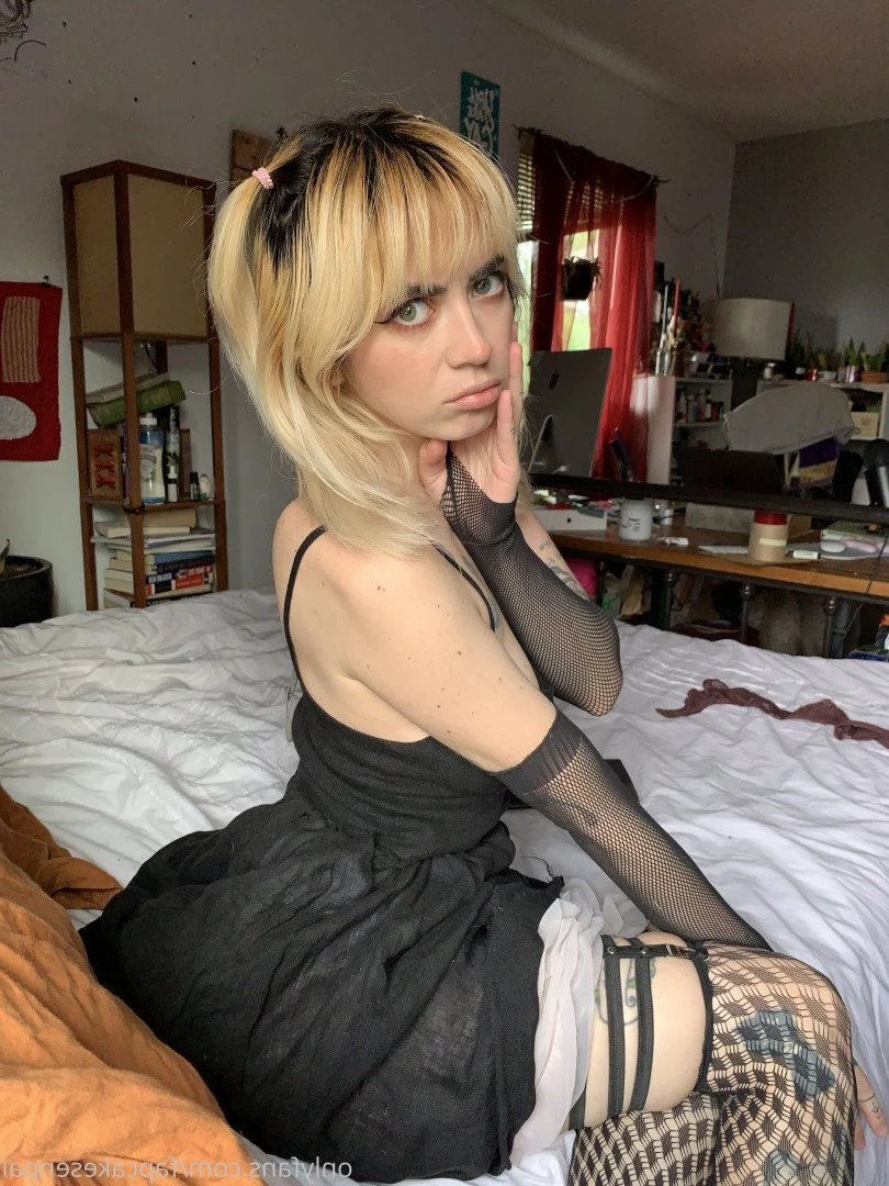 Fapcake Senpai [ fapcakesenpai ] Onlyfans leaked photo 5130586 on Hotleaks.tv