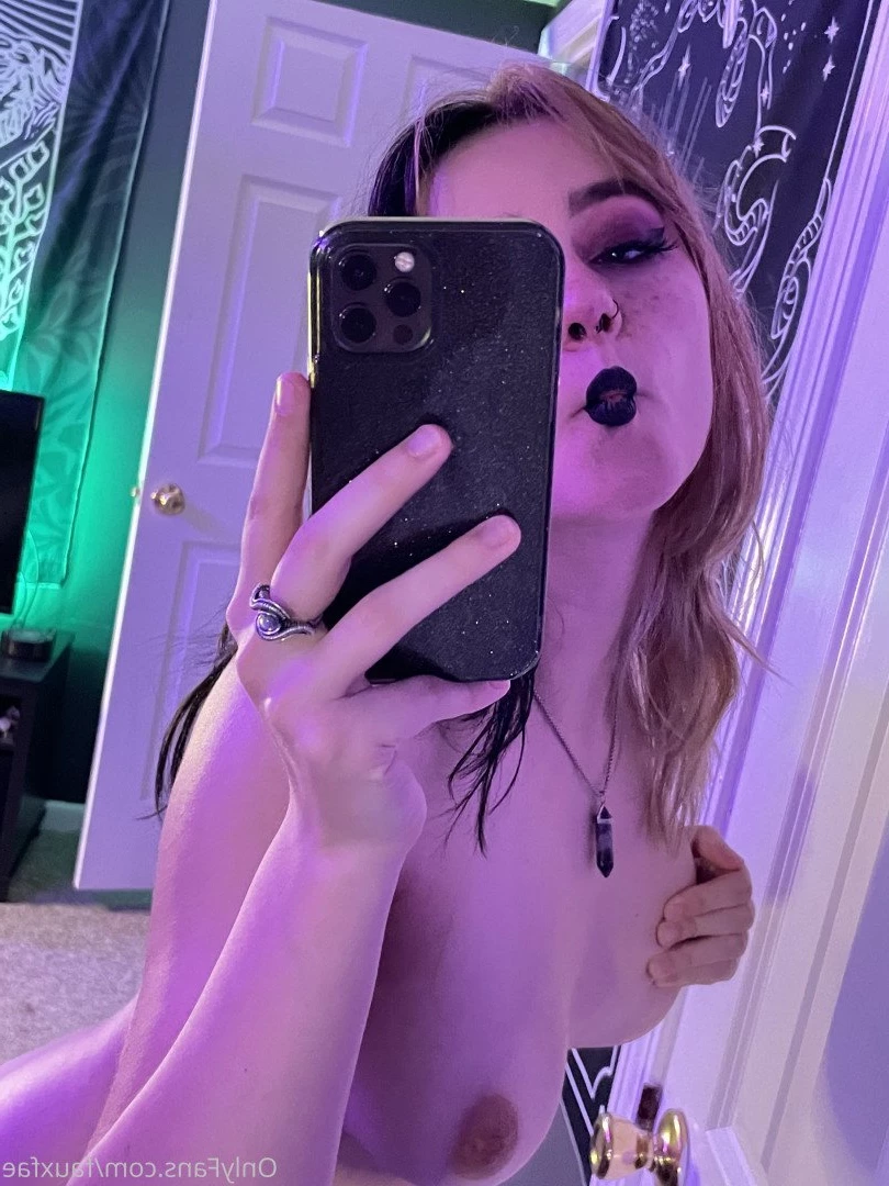 Faye [ fauxfae ] Onlyfans leaked photo 5066997 on Hotleaks.tv