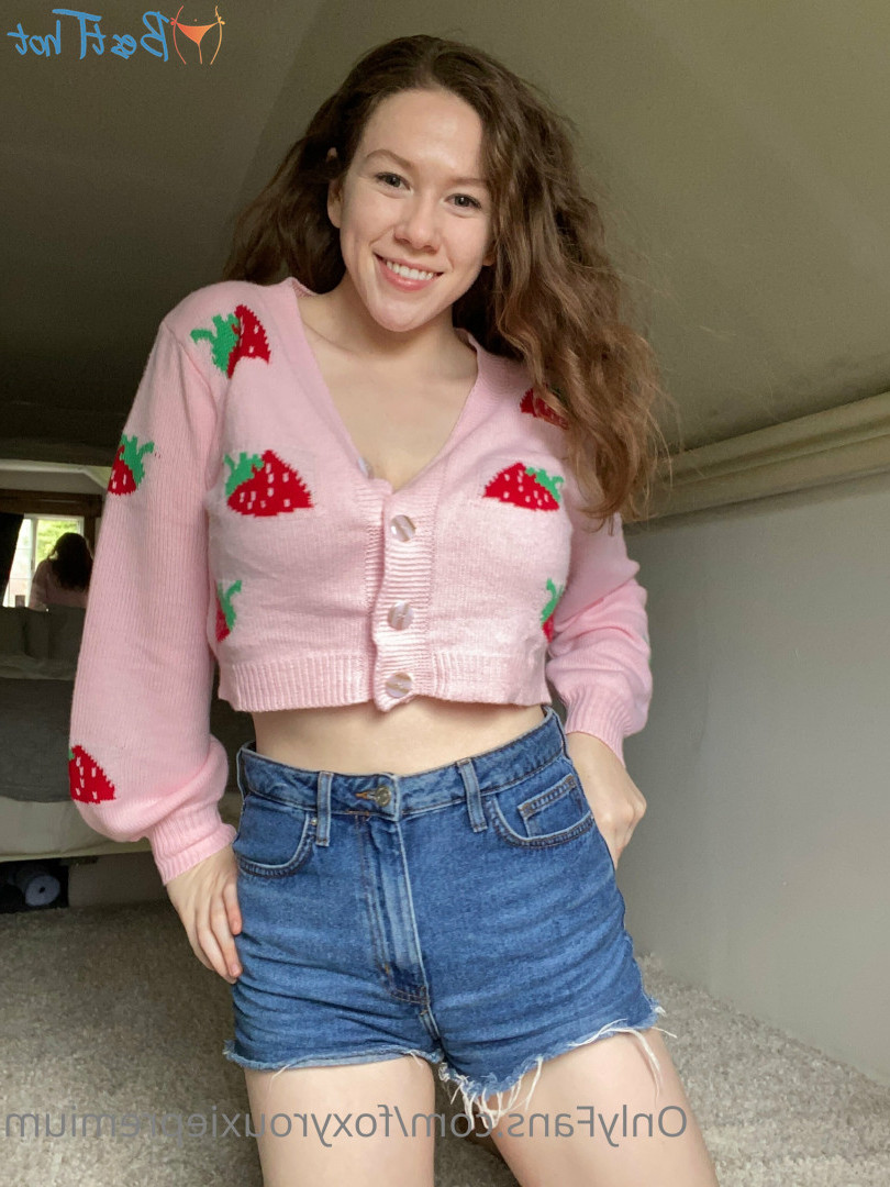 Rouxie [ foxyrouxie ] Onlyfans leaked photo 18450939 on Hotleaks.tv