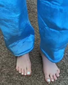 Freckled Feet [ freckled_feet ] Onlyfans leaked video 5044798 on Hotleaks.tv