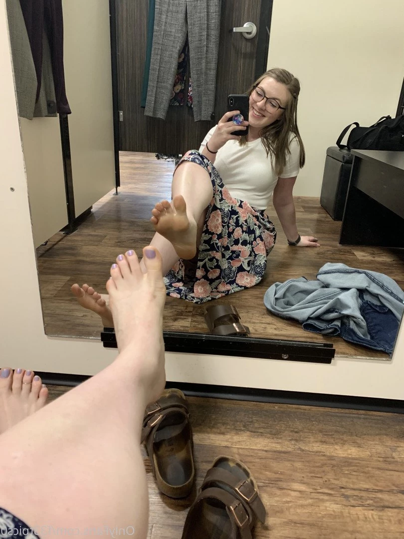 Freckled Feet [ freckled_feet ] Onlyfans leaked photo 5070774 on Hotleaks.tv
