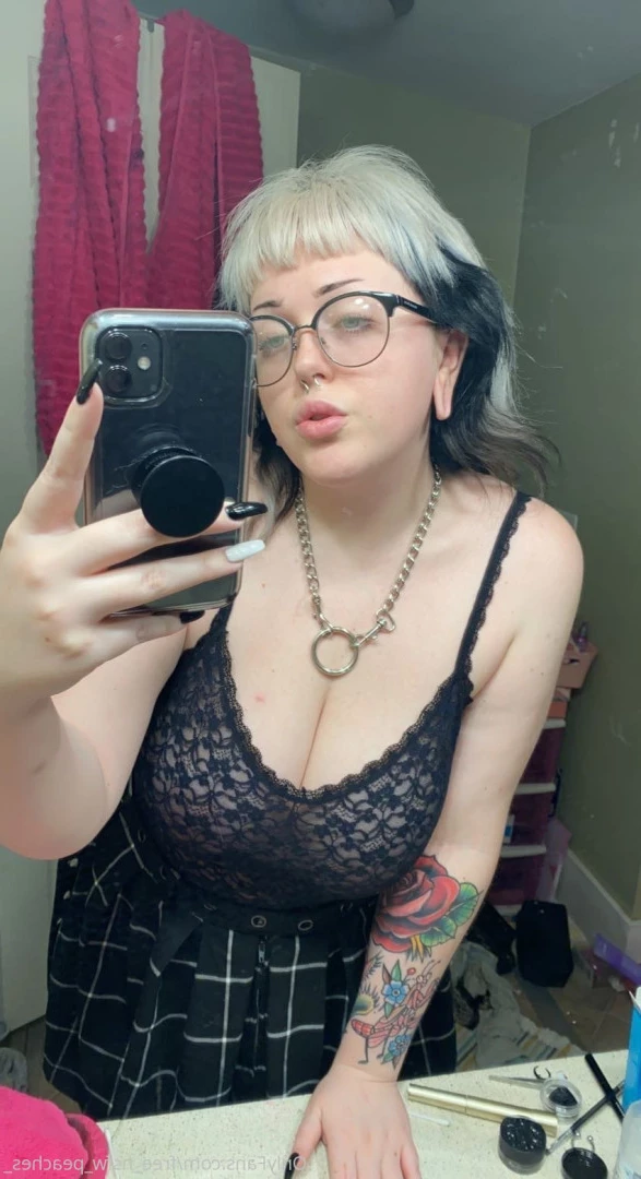 free_nsfw_peaches_ Onlyfans leaked photo 5572606 on Hotleaks.tv