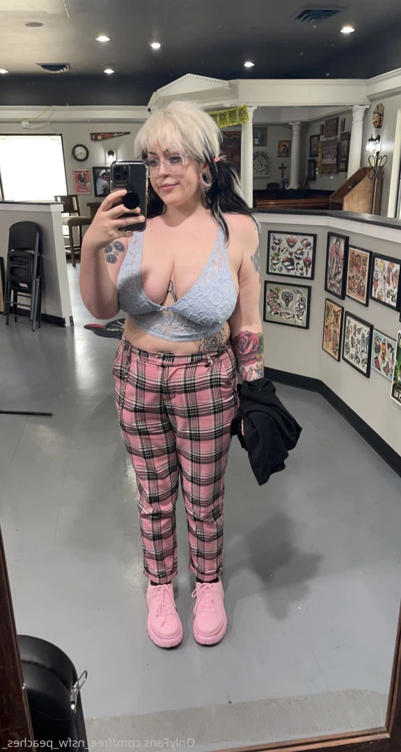 free_nsfw_peaches_ Onlyfans leaked photo 5573059 on Hotleaks.tv