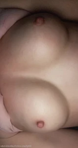 16334564