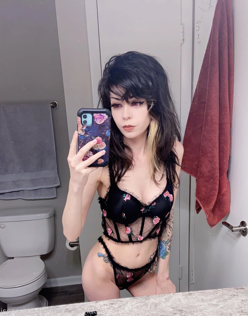 𝐄𝐕𝐄𝐋𝐘𝐍 𝐂𝐑𝐀𝐒𝐇. [ funeralsenpai ] Onlyfans leaked photo 5616091 on Hotleaks.tv