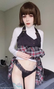 5616190