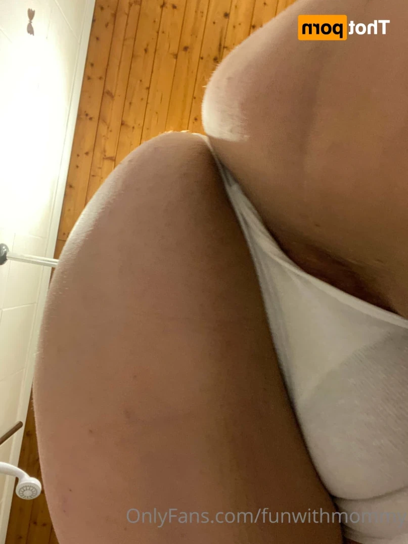 Filthy British Mommy😈 [ funwithmommy ] Onlyfans leaked photo 12889048 on Hotleaks.tv