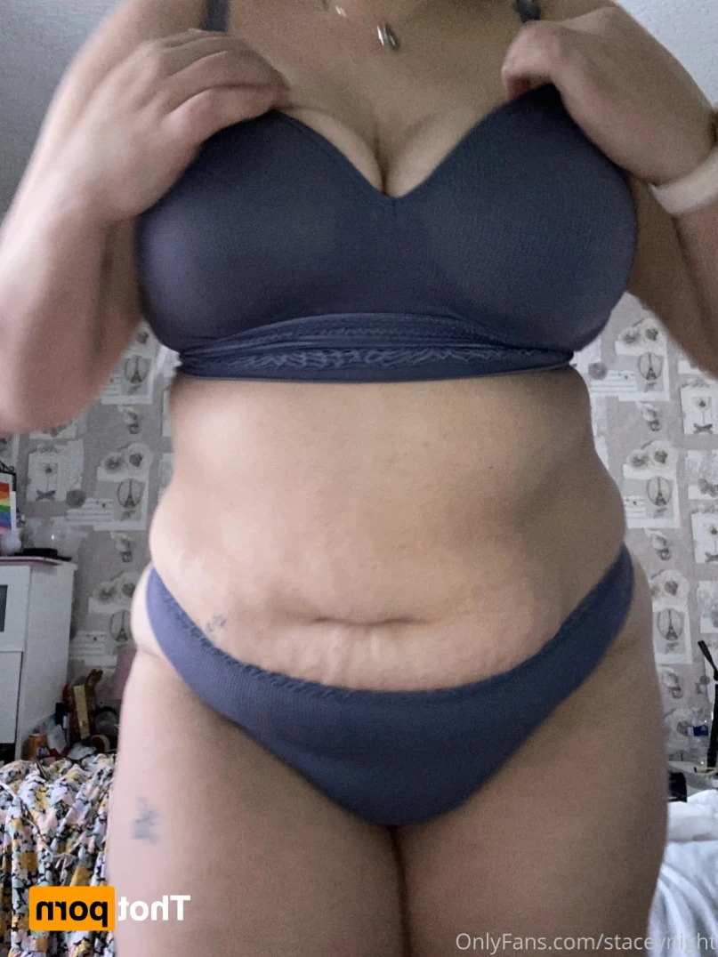 Filthy British Mommy😈 [ funwithmommy ] Onlyfans leaked photo 12890825 on Hotleaks.tv