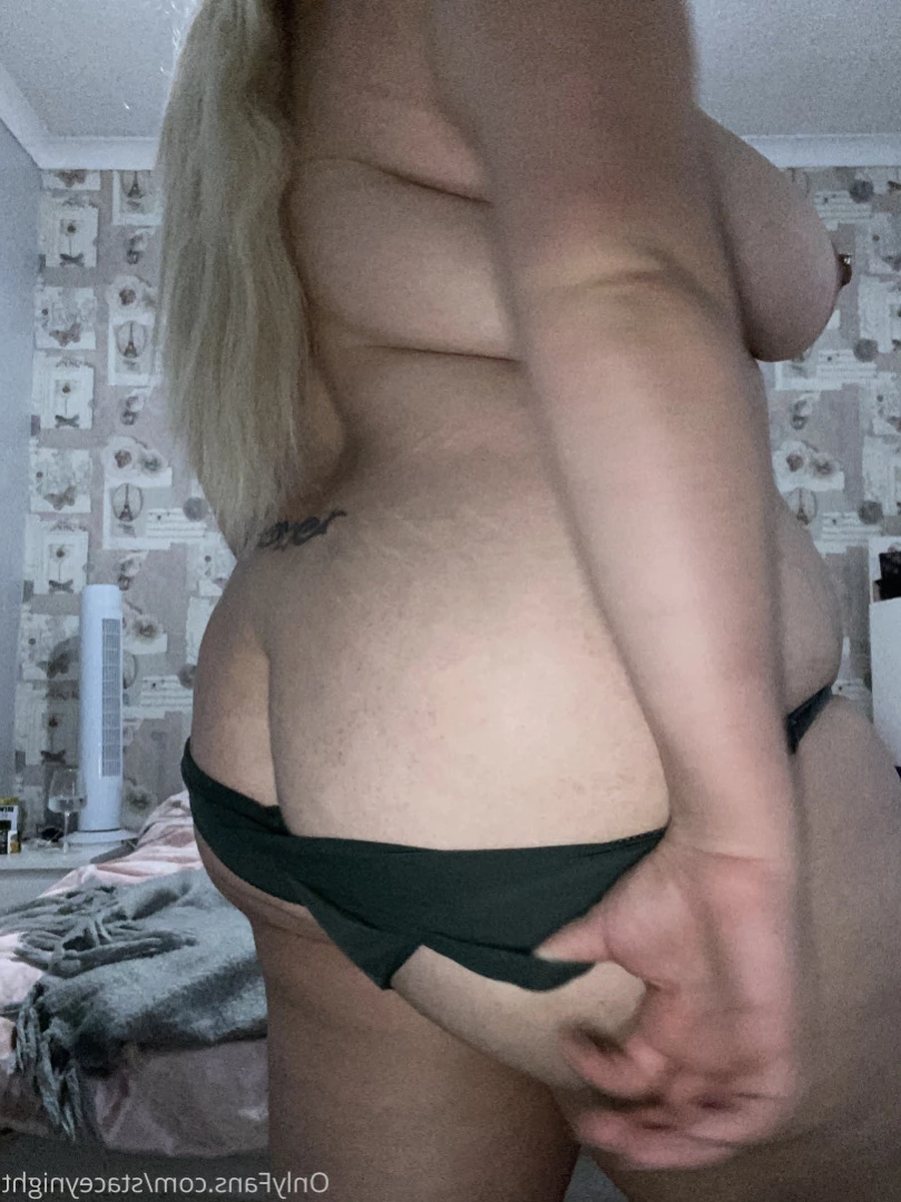 Filthy British Mommy😈 [ funwithmommy ] Onlyfans leaked photo 12891481 on Hotleaks.tv