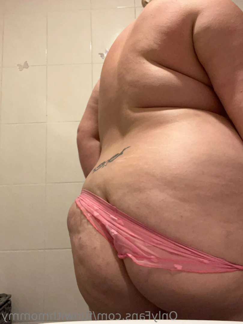 Filthy British Mommy😈 [ funwithmommy ] Onlyfans leaked photo 12893003 on Hotleaks.tv