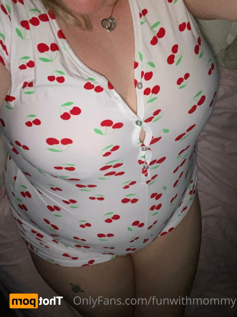 Filthy British Mommy😈 [ funwithmommy ] Onlyfans leaked photo 12911875 on Hotleaks.tv