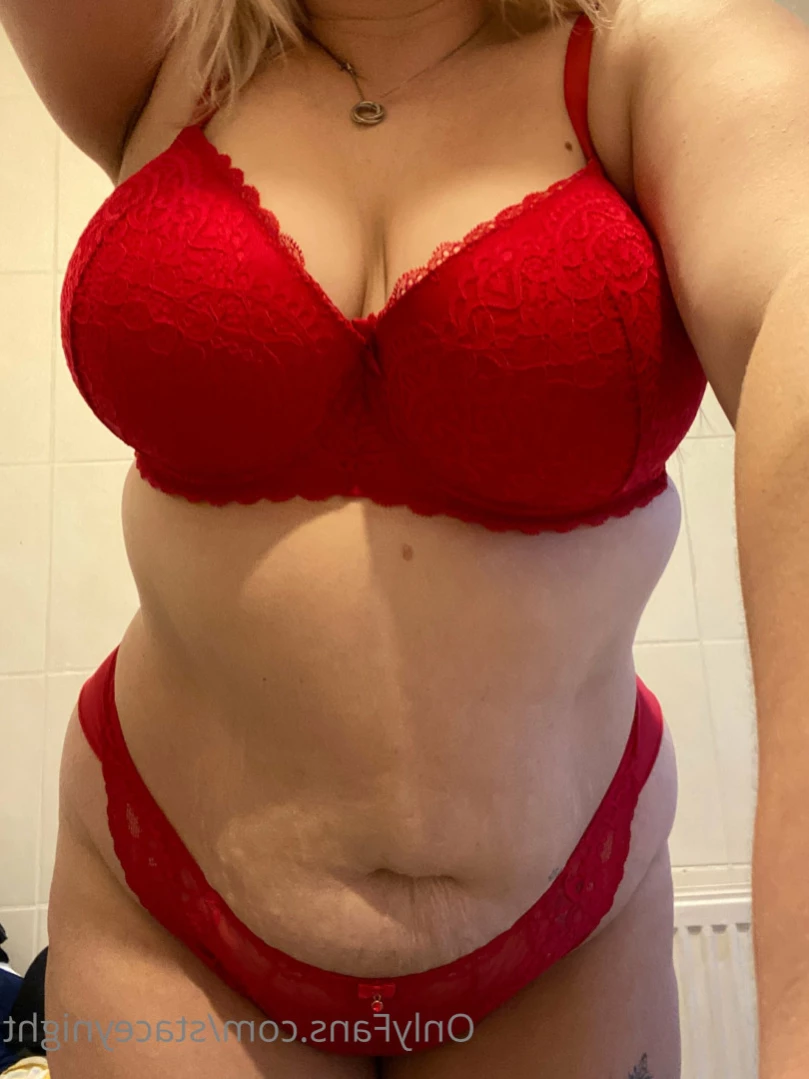 Filthy British Mommy😈 [ funwithmommy ] Onlyfans leaked photo 12912250 on Hotleaks.tv