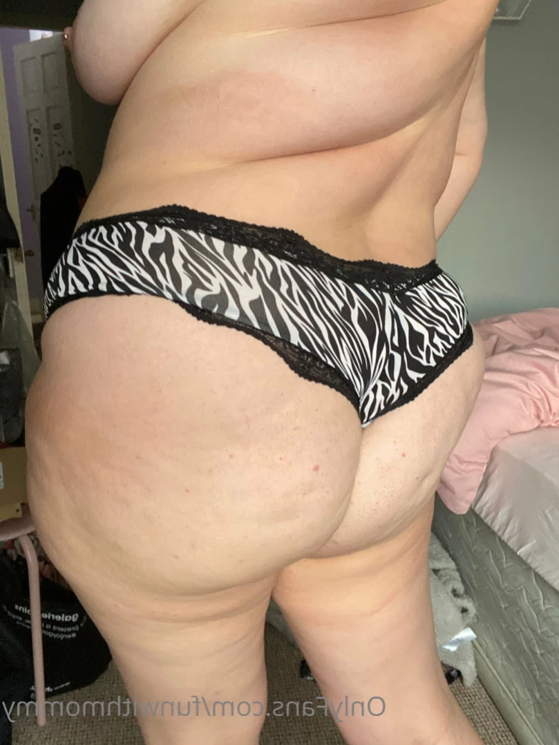 Filthy British Mommy😈 [ funwithmommy ] Onlyfans leaked photo 14013420 on Hotleaks.tv