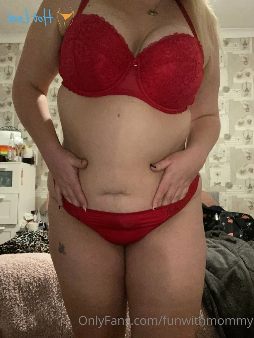 Filthy British Mommy😈 [ funwithmommy ] Onlyfans leaked photo 15219698 on Hotleaks.tv
