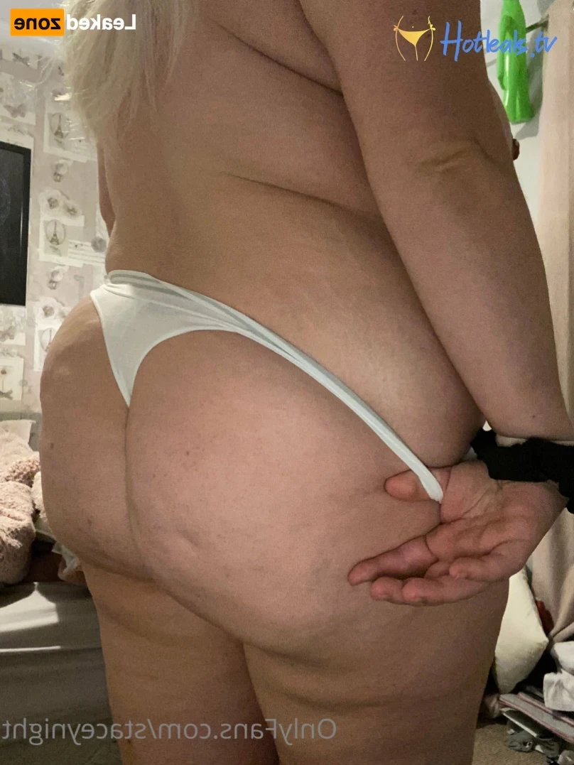 Filthy British Mommy😈 [ funwithmommy ] Onlyfans leaked photo 16334290 on Hotleaks.tv