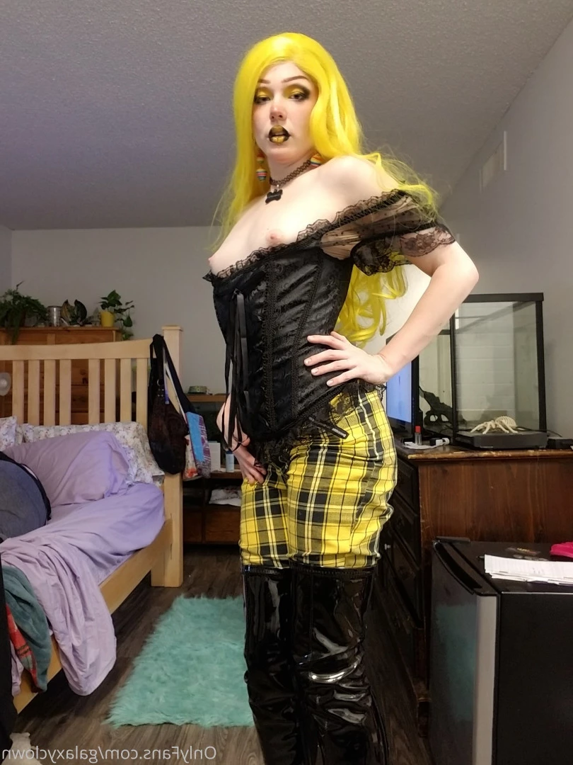 Galaxy Clown [ galaxyclown ] Onlyfans leaked photo 5776074 on Hotleaks.tv