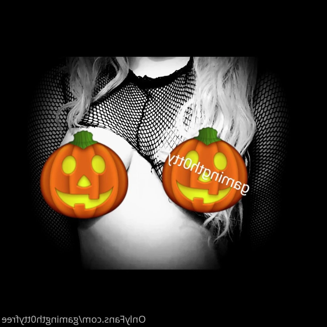 gamingth0ttyfree Onlyfans leaked photo 5560474 on Hotleaks.tv