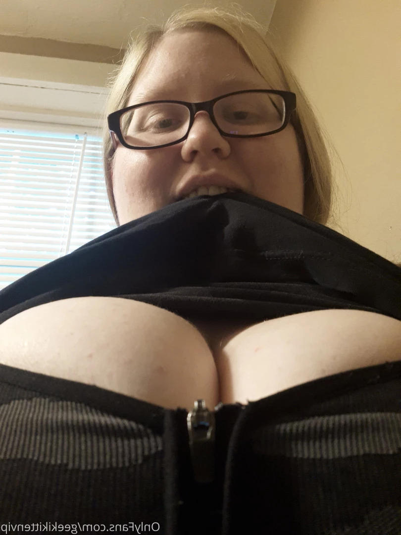 geekikittenvip Onlyfans leaked photo 5556608 on Hotleaks.tv