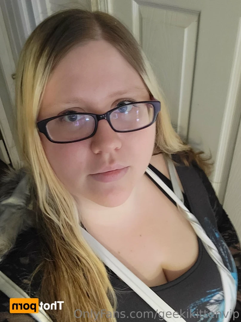 geekikittenvip Onlyfans leaked photo 15596658 on Hotleaks.tv