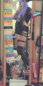 5723104