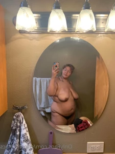 5595906