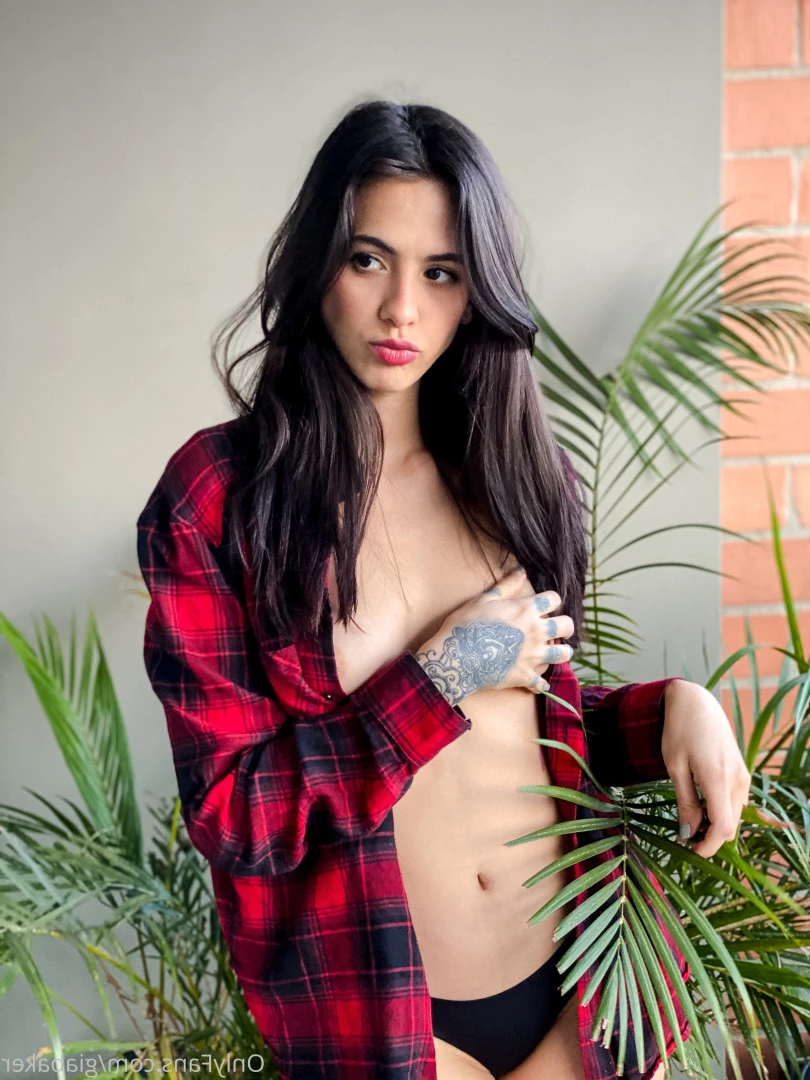 💥Gia Baker💥 [ giabaker ] Onlyfans leaked photo 5601711 on Hotleaks.tv