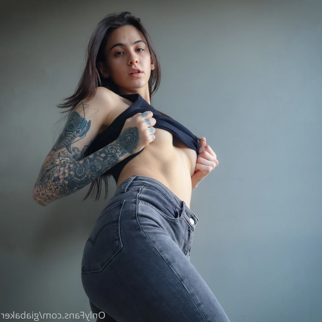 💥Gia Baker💥 [ giabaker ] Onlyfans leaked photo 5602117 on Hotleaks.tv