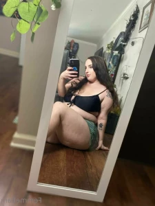 5774923