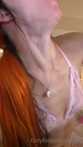 10577848