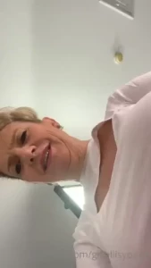 gillellisyoung Onlyfans leaked video 18275074 on Hotleaks.tv