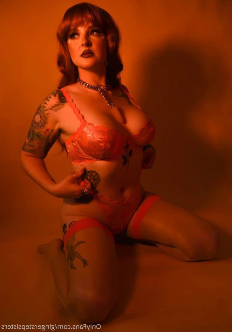 GINGER STEP SISTERS [ gingerstepsisters ] Onlyfans leaked photo 11397201 on Hotleaks.tv
