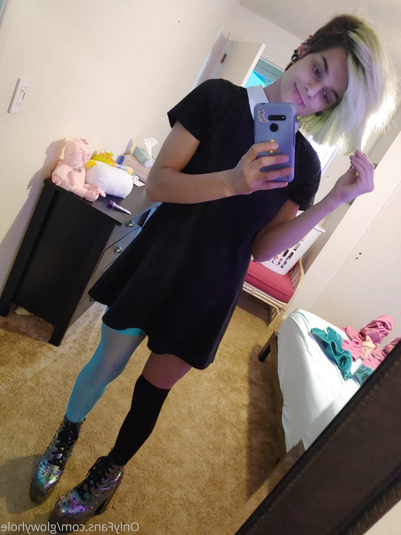 ✨Glowsticksss✨ [ glowyhole ] Onlyfans leaked photo 5612450 on Hotleaks.tv