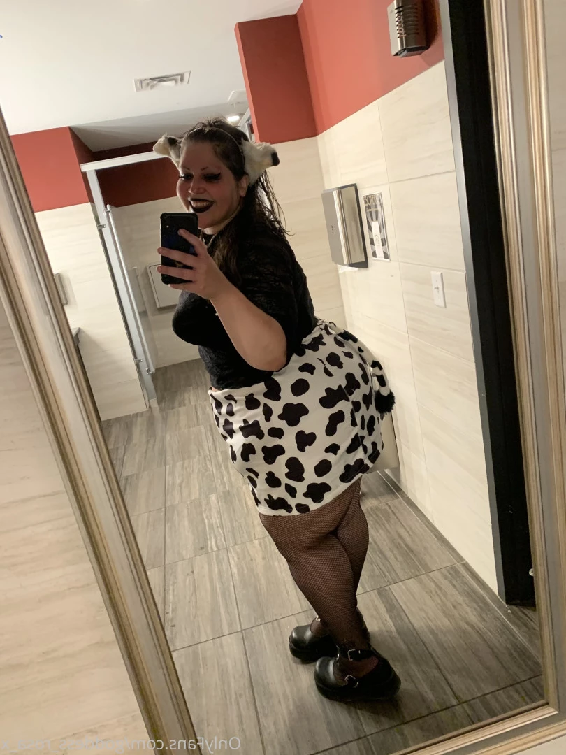 Goddess Rosa [ goddess_rosa_x ] Onlyfans leaked photo 5545024 on Hotleaks.tv