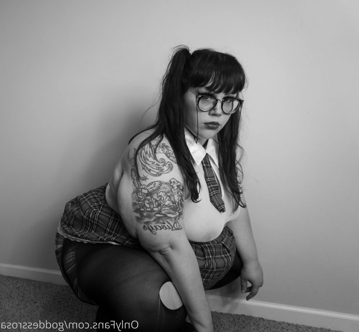 Goddess Rosa [ goddess_rosa_x ] Onlyfans leaked photo 5545876 on Hotleaks.tv