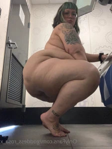 5546236
