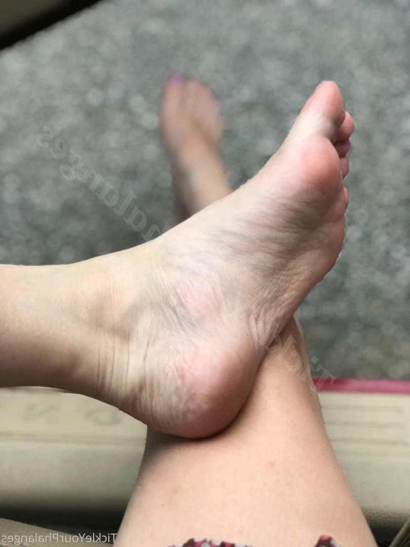 Goddess Tickle-Femdom Foot Goddess [ goddess_tickle ] Onlyfans leaked photo 5609948 on Hotleaks.tv