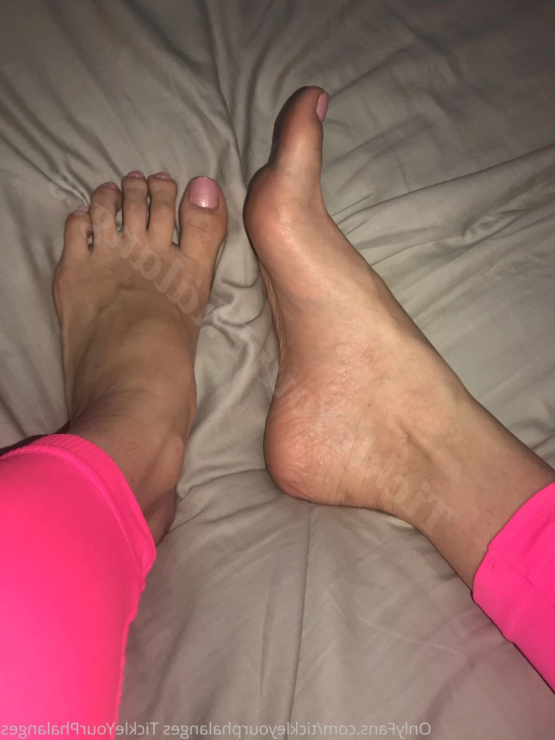 Goddess Tickle-Femdom Foot Goddess [ goddess_tickle ] Onlyfans leaked photo 5612051 on Hotleaks.tv